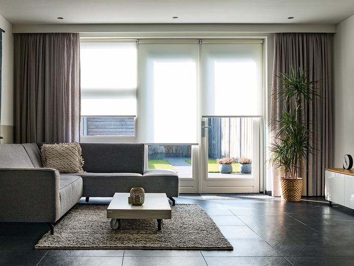curtain-and-blind-manufacturing-north-ref-1052-0