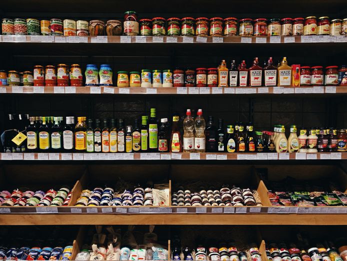 convenience-store-and-tatts-business-with-accommodations-ref-12450-1