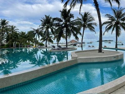 geelong-looking-for-sea-change-work-mobile-close-to-the-surf-with-jims-1