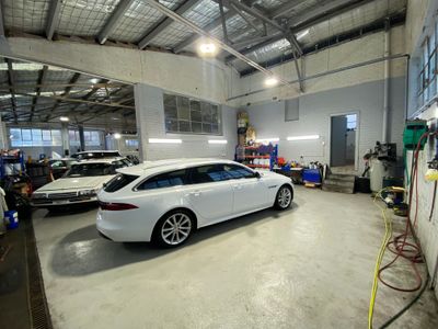 fully-equipped-light-vehicle-workshop-for-sale-3