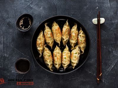 croydon-busy-chinese-restaurant-seating-100-long-lease-urgent-sale-0