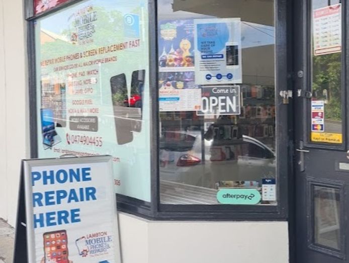 profitable-mobile-phone-repair-store-located-in-new-lambton-is-for-sale-0