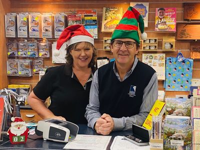 collins-booksellers-sale-established-business-for-sale-9