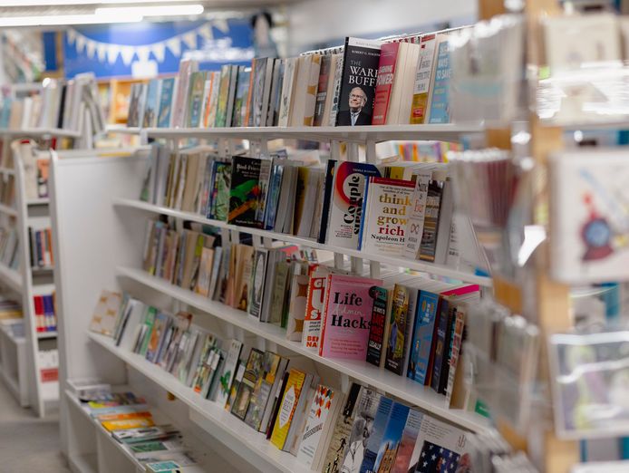 collins-booksellers-mildura-established-business-for-sale-3