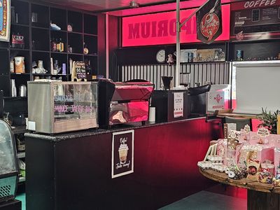 iconic-italian-deli-cafe-50-years-in-the-heart-of-ingham-4