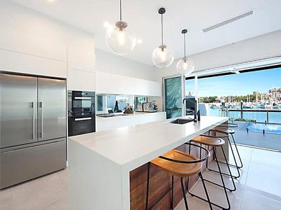 award-winning-kitchen-designer-and-manufacturer-commercial-and-residential-3