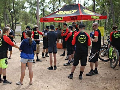 bicycle-shop-selling-high-end-mountain-bikes-with-repairs-service-2
