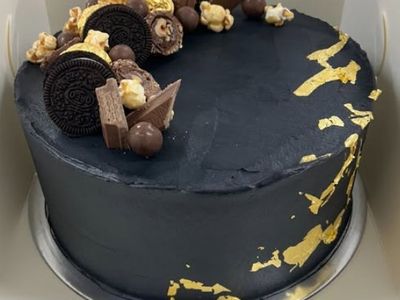 cakes-on-carthew-lifestyle-friendly-business-with-freehold-bakery-and-residence-2