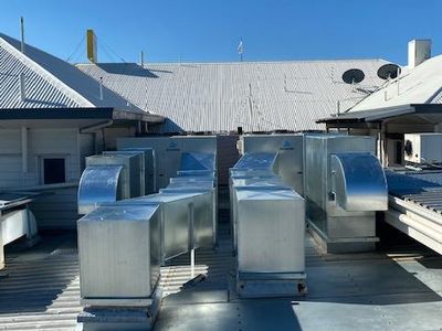 sheetmetal-fabrication-light-engineering-3