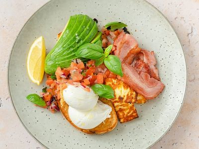 a-bustling-profitable-stellarossa-cafe-in-a-busy-shopping-centre-location-3
