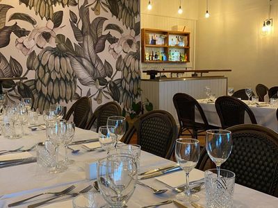 iconic-cafe-bar-restaurant-stunning-historical-queenslander-building-7