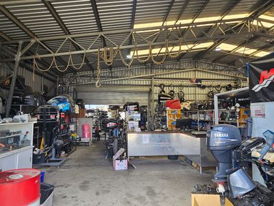 specialist-outboard-wrecking-parts-marine-repair-business-north-quensland-1