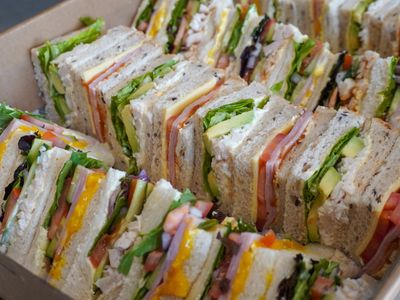 fat-dogz-cafe-hammett-street-grocer-7