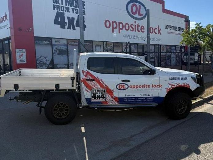 opposite-lock-townsville-established-4wd-accessories-workshop-6