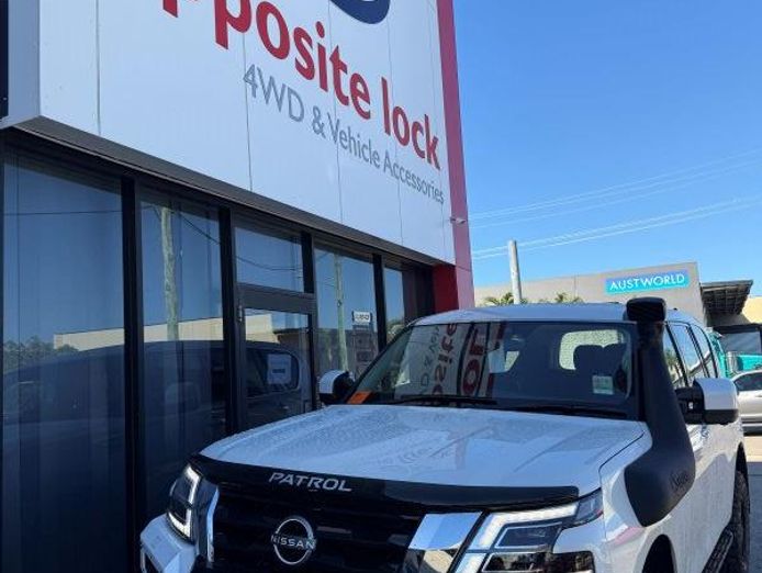 opposite-lock-townsville-established-4wd-accessories-workshop-4