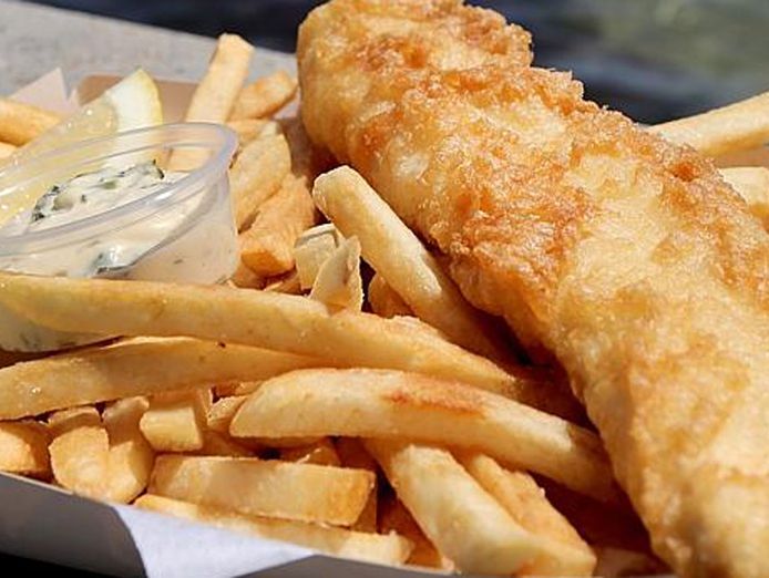 cash-is-king-with-gails-fish-n-chips-delights-quality-fish-n-chips-7