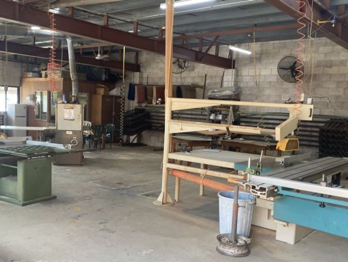 sea-change-opportunity-in-cabinetry-that-comes-with-a-free-boat-project-5