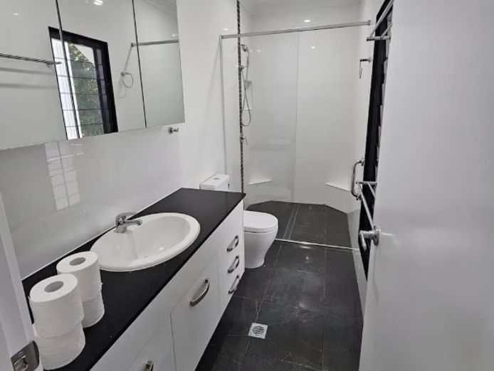 glittering-cleaning-service-a-one-stop-shop-offering-multiple-cleaning-services-3