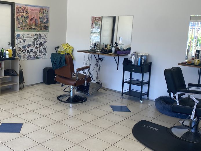 barbers-barn-established-barber-shop-for-sale-in-thriving-industrial-hub-4