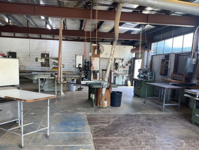 sea-change-opportunity-in-cabinetry-that-comes-with-a-free-boat-project-4
