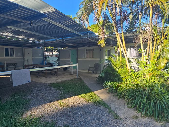the-lions-den-hotel-iconic-cape-york-freehold-multi-stream-tourism-asset-2