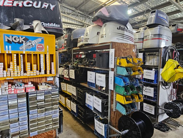 specialist-outboard-wrecking-parts-marine-repair-business-north-quensland-6
