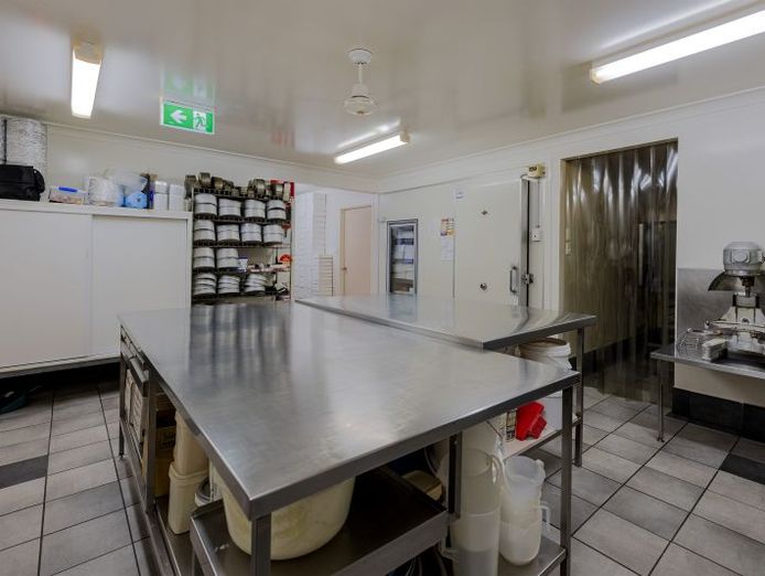 cakes-on-carthew-lifestyle-friendly-business-with-freehold-bakery-and-residence-5