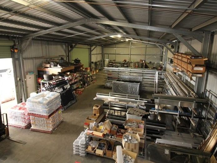 award-fencing-established-30-years-supply-and-installation-with-freehold-6