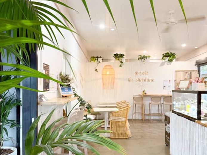 sirens-bayside-a-thriving-hospitality-business-built-on-genuine-community-love-0