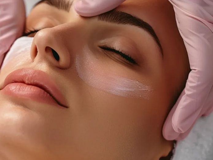 cq-specialist-beauty-salon-with-a-strong-niche-and-diverse-service-menu-4