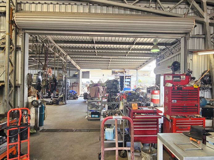 specialist-outboard-wrecking-parts-marine-repair-business-north-quensland-7