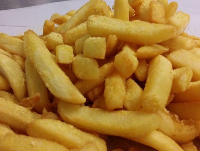 cash-is-king-with-gails-fish-n-chips-delights-quality-fish-n-chips-4