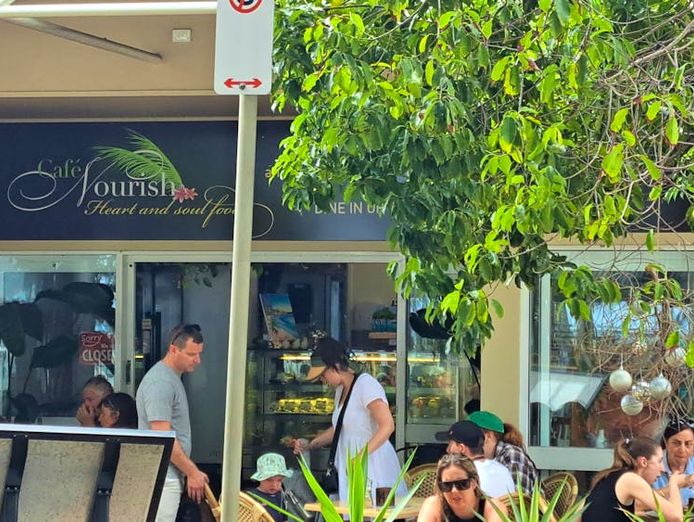 cafe-nourish-premium-beachside-hospitality-business-on-magnetic-island-5