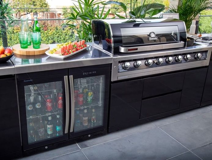 living-on-the-outside-independent-out-door-furniture-store-7