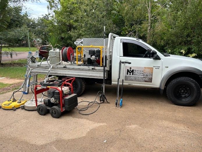 magnetic-island-surface-cleaning-established-business-in-a-tropical-paradise-3