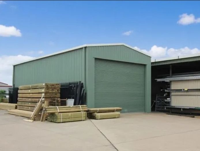 award-fencing-established-30-years-supply-and-installation-with-freehold-1