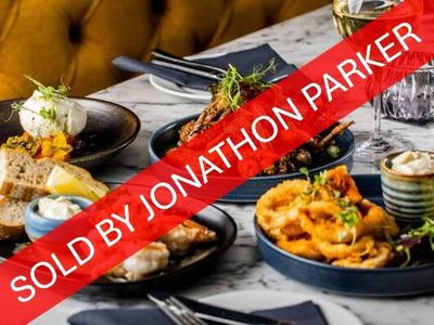 sold-simply-stunning-licensed-restaurant-western-suburbs-0