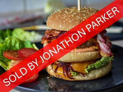 sold-northern-suburbs-caf-201-n-burgers-0