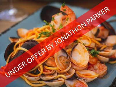 under-offer-waterfront-licenced-restaurant-0
