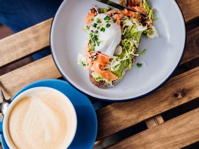 funky-local-caf-201-blue-chip-location-0