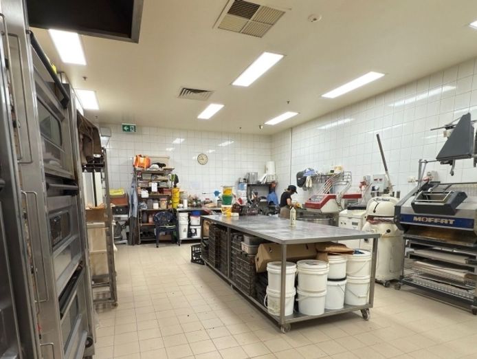 under-offer-stunning-metro-bakery-2