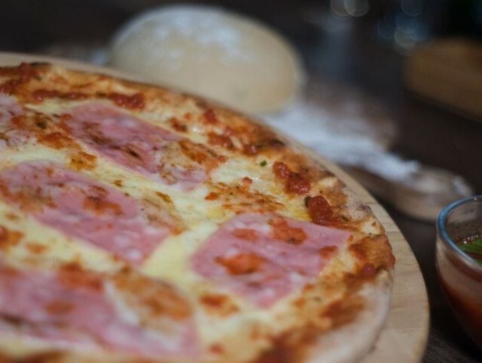 independent-pizza-shop-western-suburbs-0
