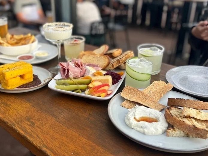 rockingham-region-licenced-restaurant-0