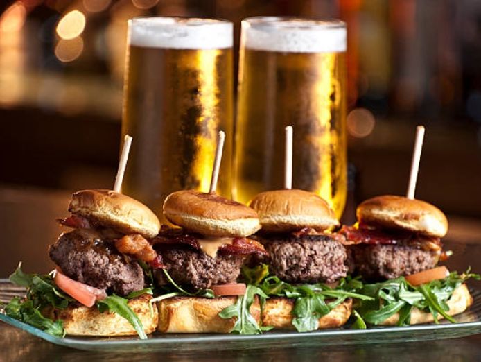 under-offer-is-this-the-best-country-pub-in-wa-0