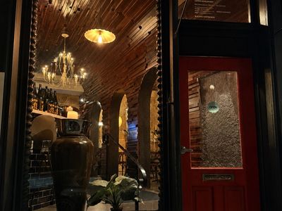 premium-lower-north-shore-restaurant-opportunity-rooftop-dining-only-80-000-0