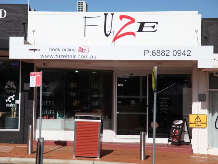 thriving-hair-salon-offered-for-the-first-time-in-24-years-0