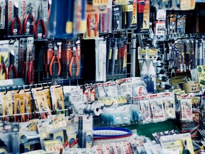 mitre-10-hardware-1-8m-avg-turnover-40-yrs-strong-gp-margin-40-1