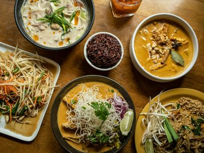 thai-restaurant-in-busy-shopping-centre-fully-equipped-high-growth-potential-4