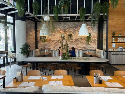 inner-city-cafe-for-sale-prime-corner-site-high-takings-fully-under-manageme-2