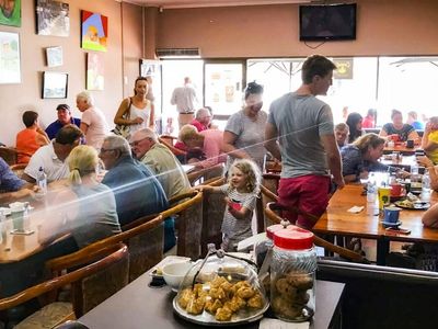 profitable-caf-233-in-bustling-north-west-nsw-service-town-cheap-rent-day-trade-2